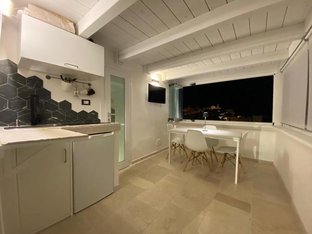 Dimora Matteotti Ostuni By Gonewlocation Villa ภายนอก รูปภาพ